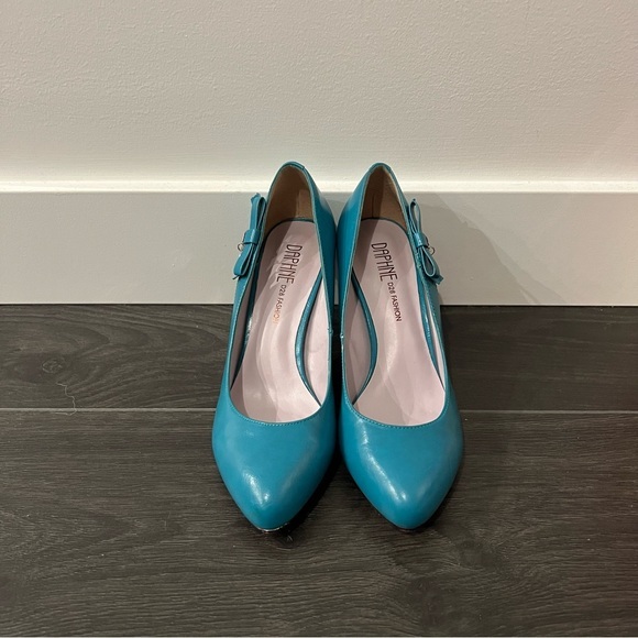 Daphne - Teal Heels - Picture 1 of 4